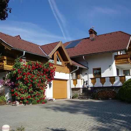 Apartment Haus Dengg Mauterndorf  Exterior foto